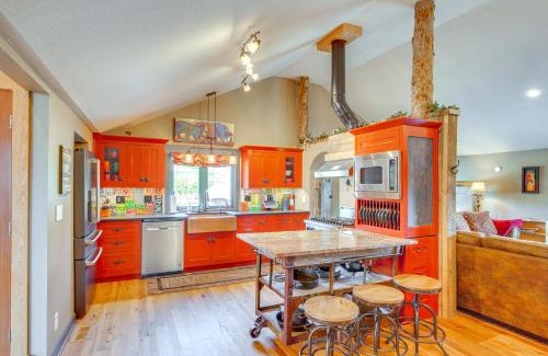 Excelsior Springs House | Stay and Sip Group Ranch at Shamrock Hills Vineyard