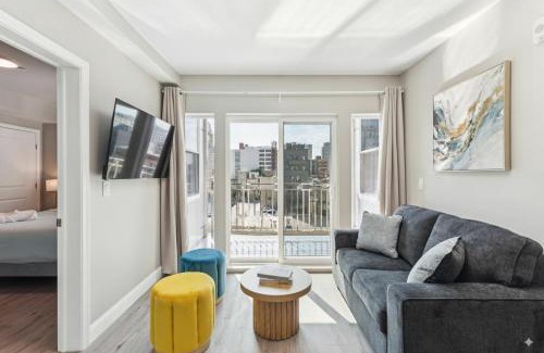 Poplar Apartment | Stay at Luna on N 11th St