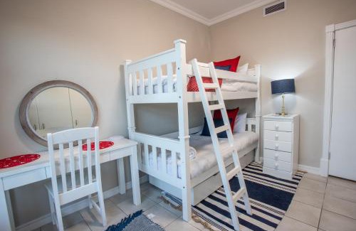 Durban Point Apartment | Stay at The Point - Triumphant Tropical Tranquility