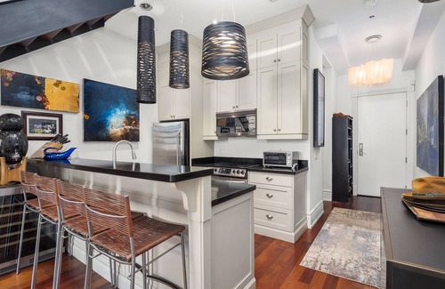 Church and Wellesley Condo | Stay At Toronto's MOMA!