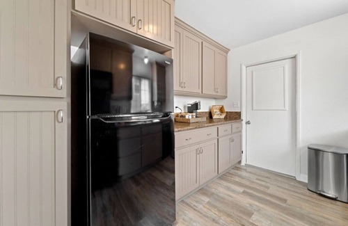 Lincoln Acres Apartment | Stay Awhile San Diego