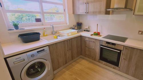 Agios Athanasios House | STAY Downtown Retreat