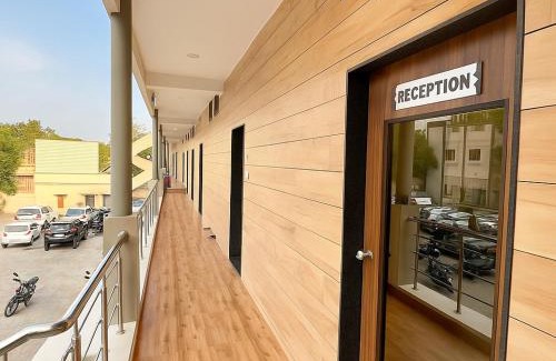 Bhuj Hotel | Stay Guru Hari Om Residency