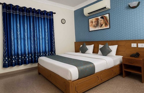 Bhuj Hotel | Stay Guru Resort Farm Villa