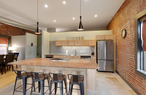Evansville House | Stay in Evansville's First Veterinary Hospital - Sleeps 12 - Rooftop Deck!