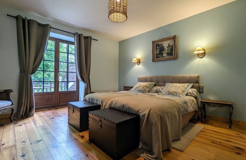 Saint-Romain-Lachalm Bed & Breakfast | Stay in Farmhouse with Pool, Tennis, Horses, and Secure Parking