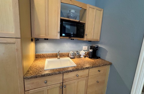 Glen Ellen Cottage | Stay in Glen Ellen in the heart of wineries
