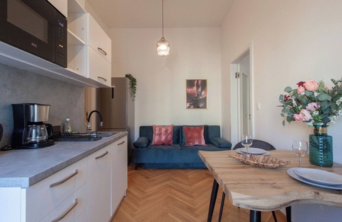 Zizkov Apartment | Stay Inn | Elegant Escape: Cozy Flat