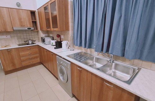 City Centre Ski Chalet | STAY Mythos Down Town House