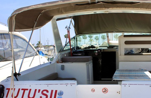 Golfe Juan Boat Rental | Stay on a calm and simple yacht