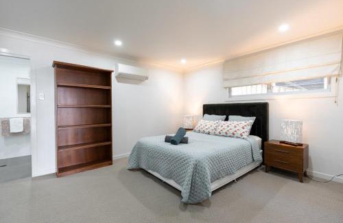 Paddington Apartment | Stay, Play & Discover