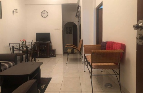 Pamankada West Apartment | Stay Salty- City/Ocean and sunset view apartment