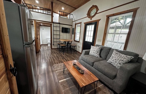 Lake Waccamaw House | Stay Small at Lake Waccamaw