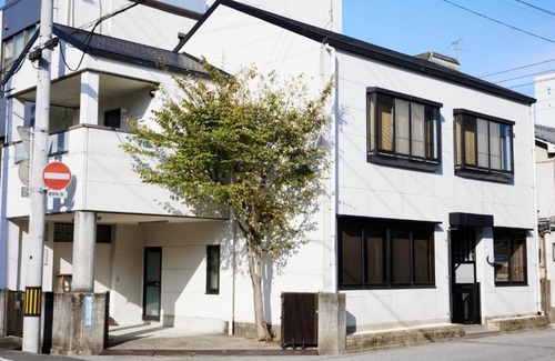 Konoka Onsen House | STAY UWU 001 Gallery House /Kochi Kōchi