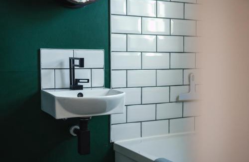 Harrogate House | Stay with airhgt at 3 bedroom house near The Stray