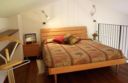 Casalfiumanese Apartment | Stay with Balcony Views