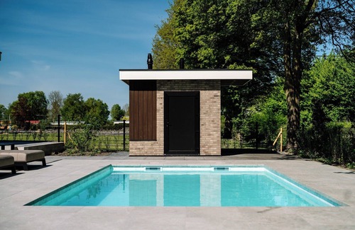 Waarland House | Stay with Private Pool & Hot Tub