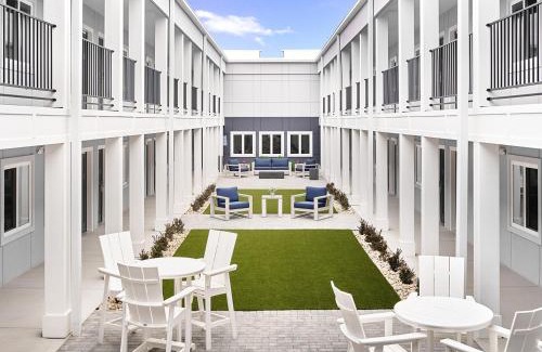 Tallahassee Hotel | stayAPT Suites Tallahassee-Capitol