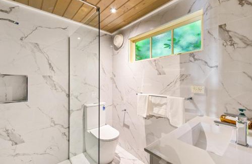 Mount Dandenong House | StayAU Windsong Cottage Idyllic Getaway Dandenong