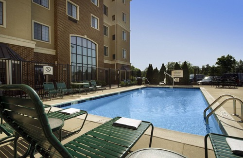 Linthicum Heights Hotel | Staybridge Suites Baltimore BWI Airport, an IHG Hotel
