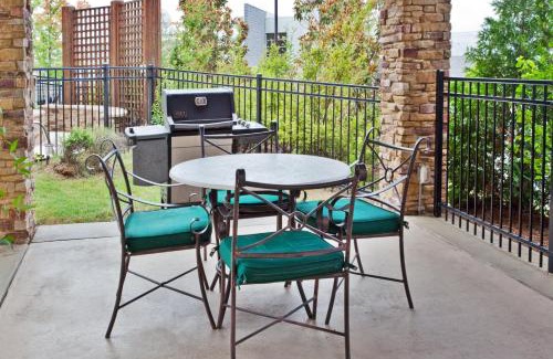 Columbus Hotel | Staybridge Suites Columbus - Fort Benning by IHG