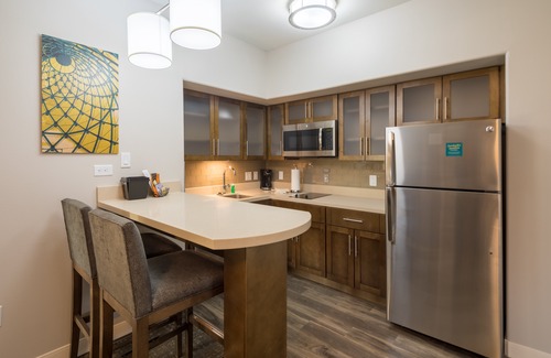 Lake Jackson Hotel | Staybridge Suites Lake Jackson, an Ihg Hotel