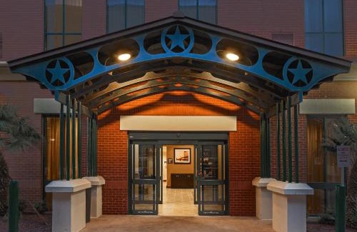 St. Paul Square Hotel | Staybridge Suites San Antonio Downtown Convention Center by IHG