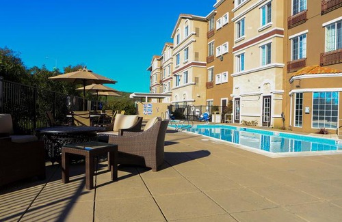Milpitas Hotel | Staybridge Suites Silicon Valley Milpitas