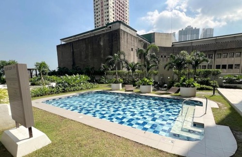 Pio del Pilar Apartment | StayCation at Red Residence