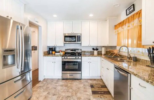 San Bernardino House | Staycation Oasis SPA/pool 10 mins from NOS Center