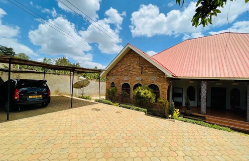 Nkoanrua House | Staying Arusha - Shangarai
