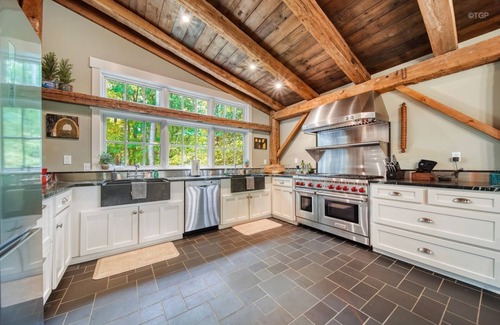Saugatuck House | Staying at Golden Beams Barn gives you the freedom to relax and unwind in a