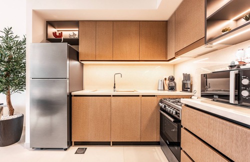 Downtown Dubai Apartment | Stayis - 1 BR Iconic Burj Khalifa View