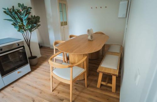 Celle Apartment | Staylight Apartment in Celle - 3 Schlafzimmer, zentrale Lage am Französischen Garten, inkl Parkplatz, Küche und Kaffee