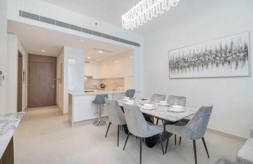 Al Safa Apartment | StayShort - Waterfront Living with a Spacious Layout