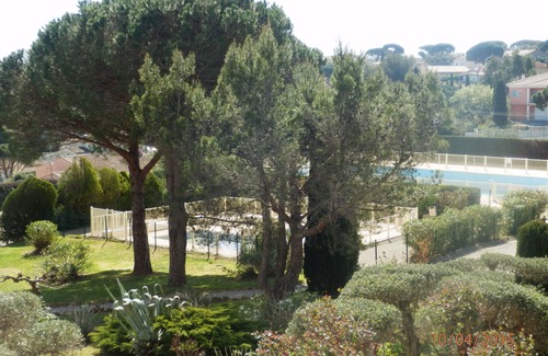 Sainte-Maxime Apartment | Ste maxime Les coteaux du preconil near town center and beach T3 with pool.