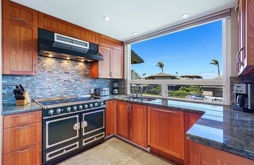 Napili Villa | STEEP PRICE DROP EXTENDED thru October ~ Must See OCEAN FRONT Bay Villa 25B-2