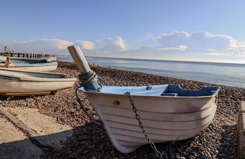 St Margaret's at Cliffe Apartment | STEEPACRE, country holiday cottage in St Margaret's At Cliffe