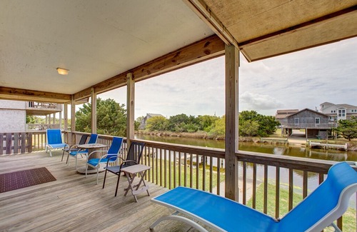 Brigands' Bay House | Steer - Upscale 3 Bedroom Canalfront Home in Frisco