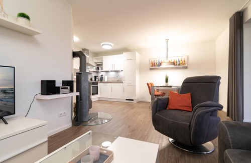 Kellenhusen Apartment | Steife Brise vacation apartment with its own sauna in Kirschgarten 1 in Kellenhusen