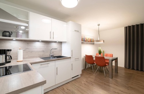 Kellenhusen Apartment | Steife Brise vacation apartment with its own sauna in Kirschgarten 1 in Kellenhusen