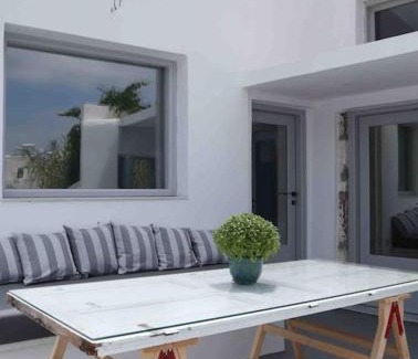 Akrotiri Villa | Stela caldera view cave/private mini pool/jacuzzi