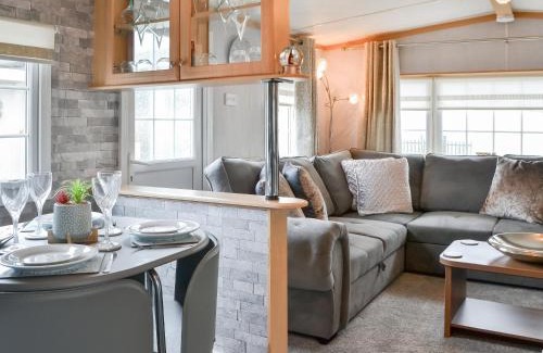 Mappleton House | Stella