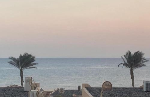 Zafarana Ski Chalet | stella sea view3 , 2BR villa with private Garden