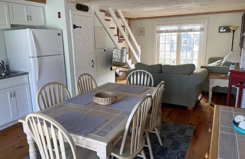 Mashpee House | STEP DIRECTLY ONTO YOUR PRIVATE MAUSHOP VILLAGE BEACH AT THIS SEASIDE TOWNHOME