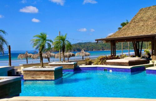 Las Escobas del Venado House | Steps From Ocean Couple's Getaway Private Villa