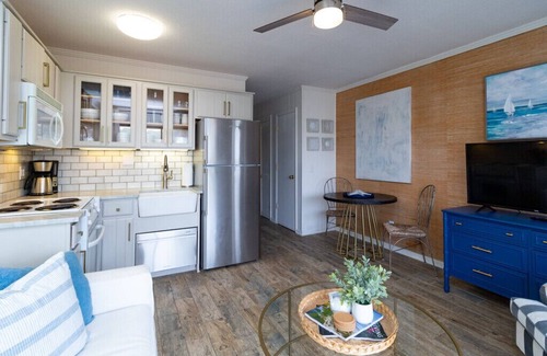 Hilton Head Island Villa | Steps from the Beach! Ocean View, Clean, Beautiful Villa by Coligny