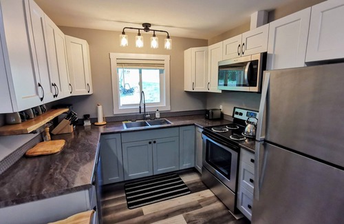 Powell River House | Steps from the Beach Cottage on Peaceful Rural Acreage