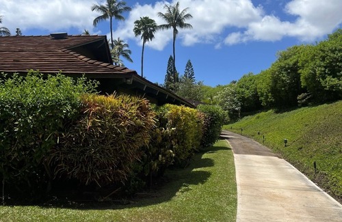 Kaanapali Cottage | Steps from the Ka'anapali Royal Golf Course