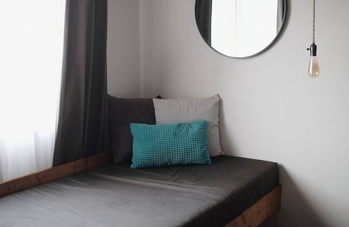 Long Beach Hotel | Steps from World Kite Museum! Two Modern Units, Swimming Pool, Free Parking!